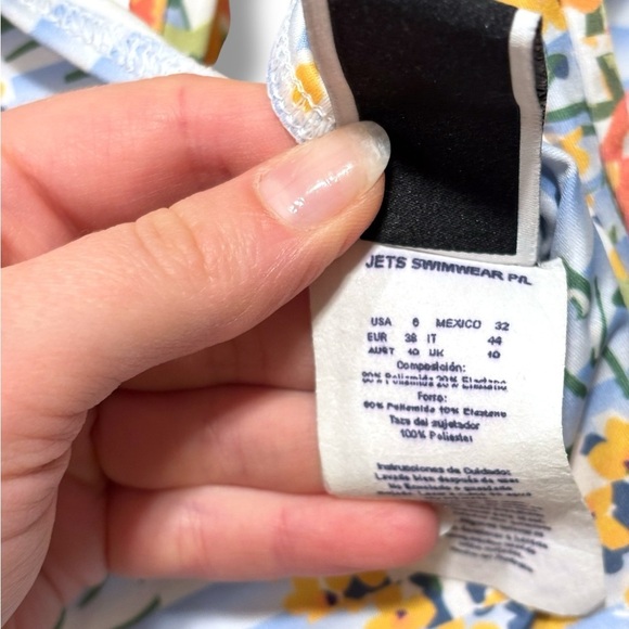 Jets by Jessika Allen Floral Halter Wrap Blue Orange One Piece Swimsuit Size 6 - Picture 7 of 7